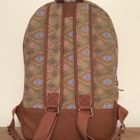 Aztec Backpack - Picture 2 of 3